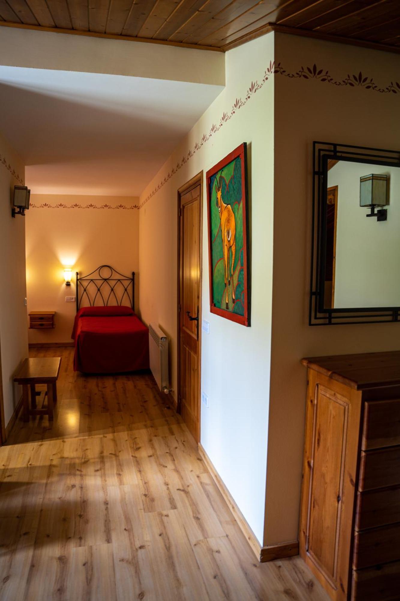 Gósol Hostal Cal Francisco מראה חיצוני תמונה